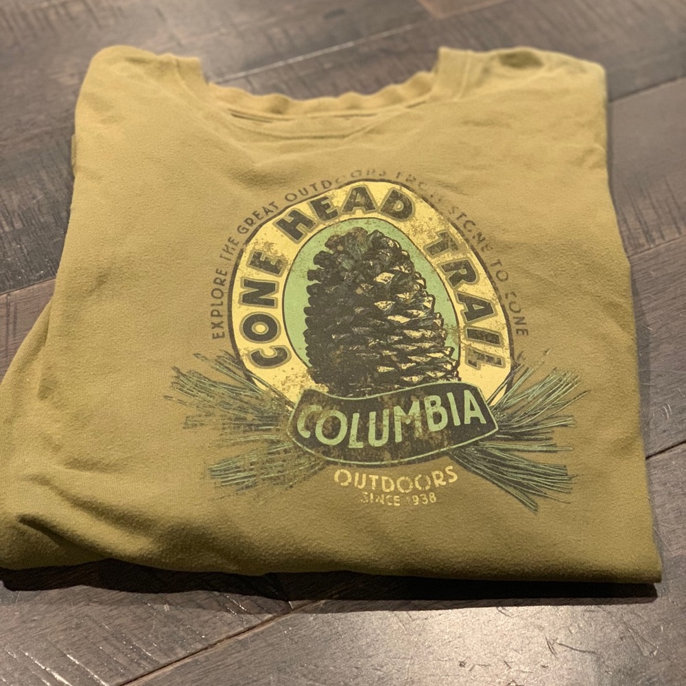 Long sleeve Columbia shirt